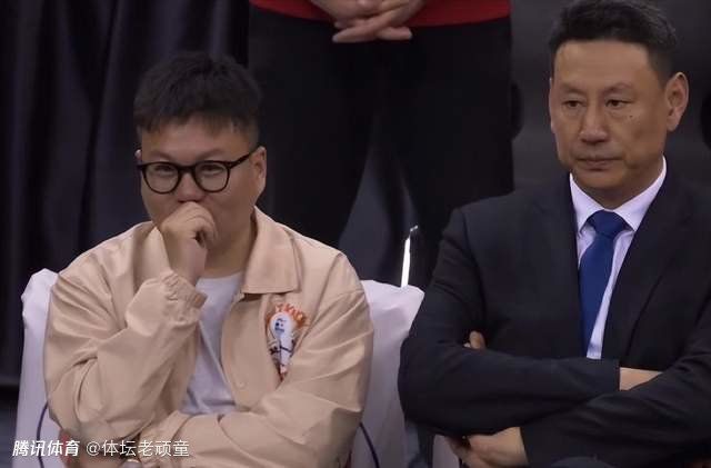 这种时候，听到叶辰这番话，也确实给了她很大的鼓励，于是她连忙说道：好的叶先生，等演出结束之后，我会跟他们的家属沟通的……叶辰点点头，认真道：另外，受害者的尸体他们也可以带回去自由安葬，如果有国内跟来的工作人员，就出钱帮他们把遗体或者骨灰运送回国，如果他们的家属愿意来美国，那就出钱报销所有费用，让他们亲属过来把死者带走，到时候你替我告诉他们，钱他们先拿着，三年之内不给他们一个真相，他们随时可以将这件事昭告天下。